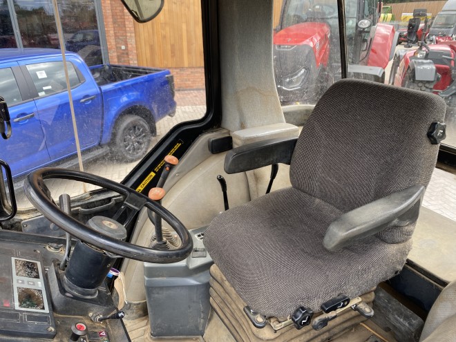Case IH 4230 XL Plus 2WD