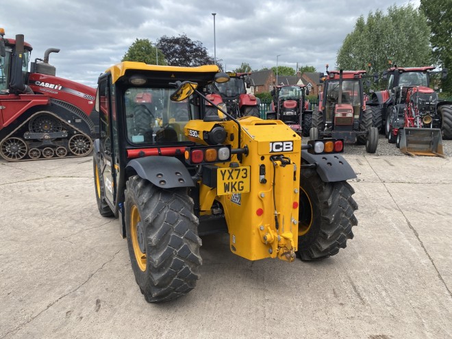 JCB 530-60 Agri Super C/W Pin and cone hydraulic latching head stock