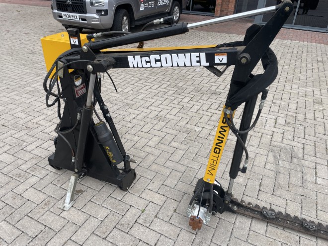 McConnel Swing trim Fingerbar Hedgecutter Electric Joystick