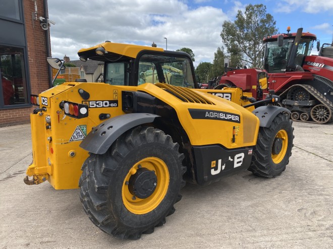 JCB 530-60 Agri Super C/W Pin and cone hydraulic latching head stock