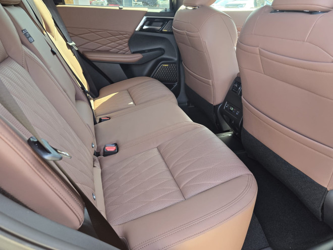 Mitsubishi Outlander Diamond PHEV Black Diamond