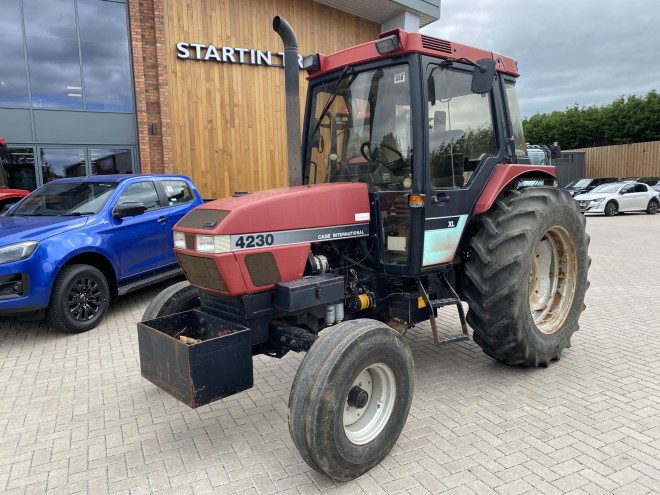 Case IH 4230 XL Plus 2WD