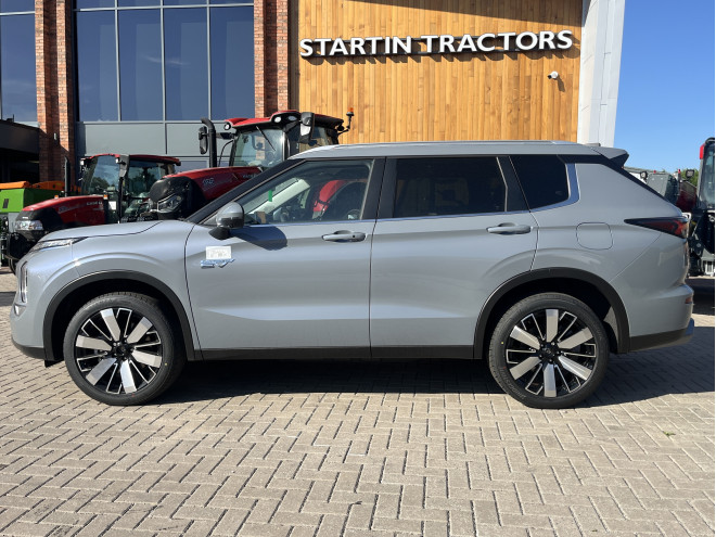 Mitsubishi Outlander Nativa PHEV Moonstone Grey