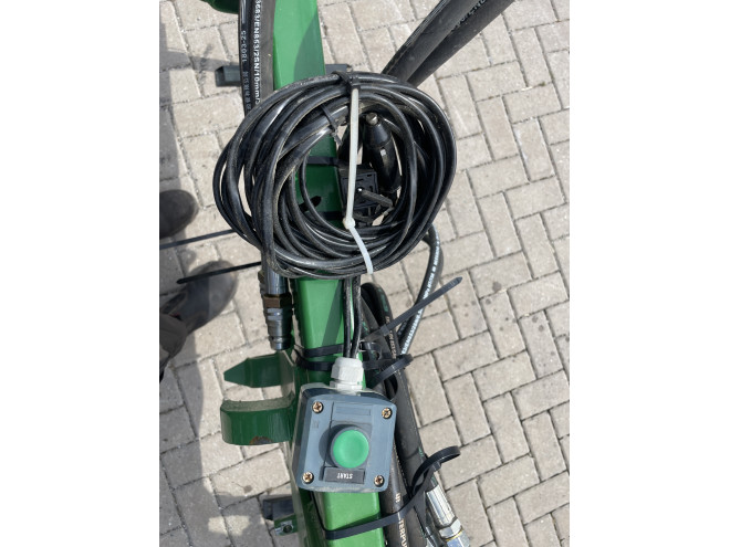 Kellfri Finger Bar loader mounted Hedge trimmer  27-HTFT-D JD Compact and Trima brackets