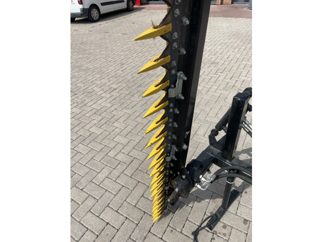 Kellfri Finger Bar loader mounted Hedge trimmer  27-HTFT-D JD Compact and Trima brackets