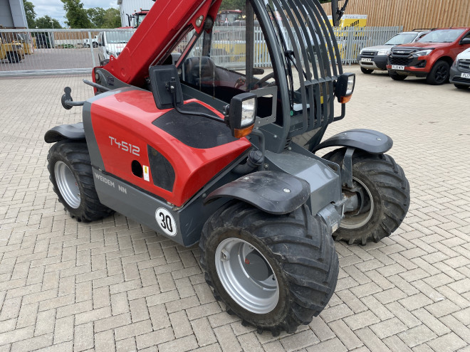 Weidemann 4512 C/W Euro Headstock and Pallet Tines