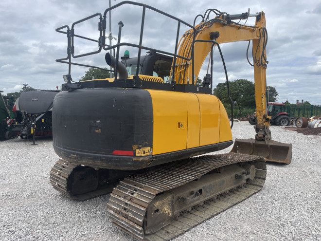JCB JS131 Excavator