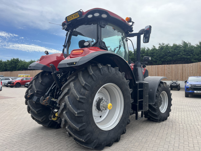 Case IH Puma 240 CVX AFS Connect w/ front linkage and front PTO, accuguide ready, reverse fan