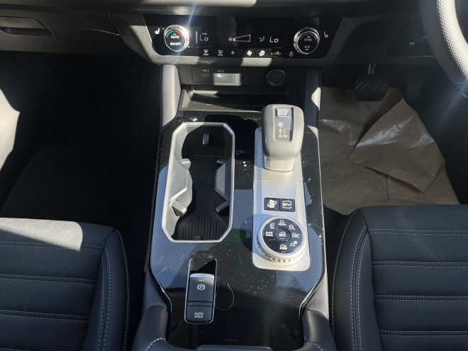 Mitsubishi Outlander Nativa PHEV Moonstone Grey