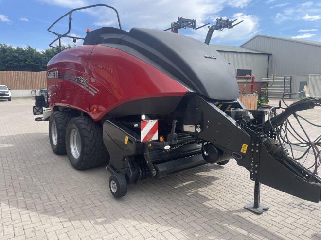 Case LB334 XL Square Baler