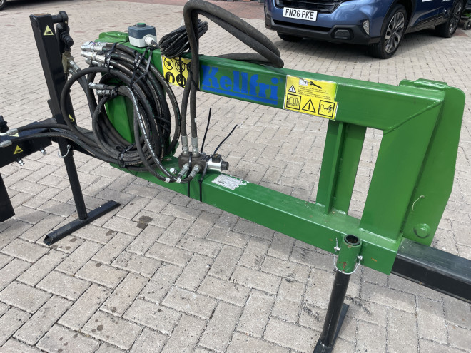 Kellfri Finger Bar loader mounted Hedge trimmer  27-HTFT-D JD Compact and Trima brackets