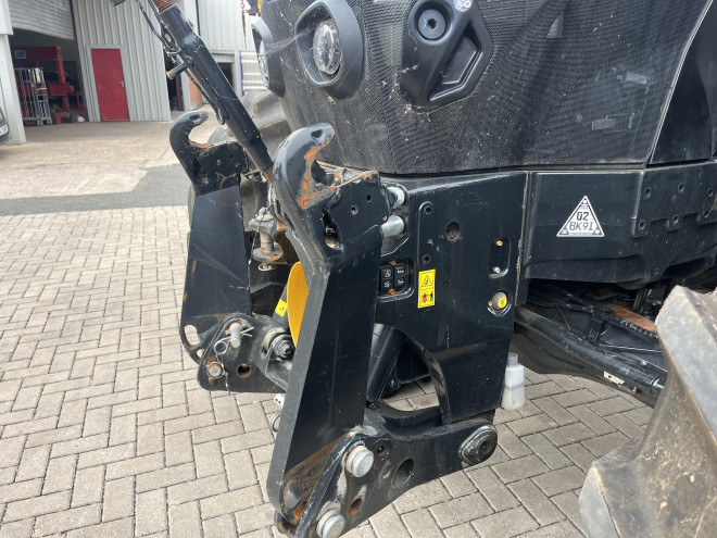 Case IH Puma 240 CVX AFS Connect w/ front linkage and front PTO, accuguide ready