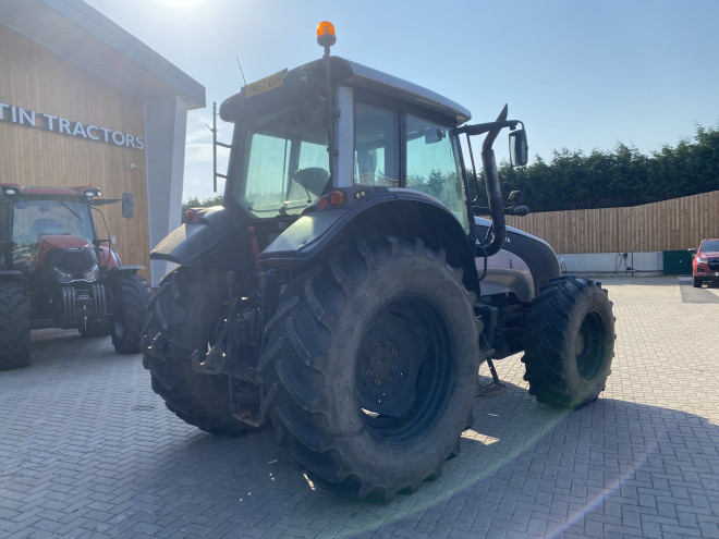 Valtra T131 C/W reverse Seat