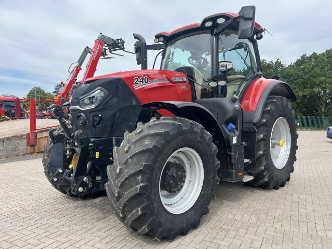 Case IH Puma 240 CVX AFS Connect w/ front linkage and front PTO, accuguide ready, reverse fan