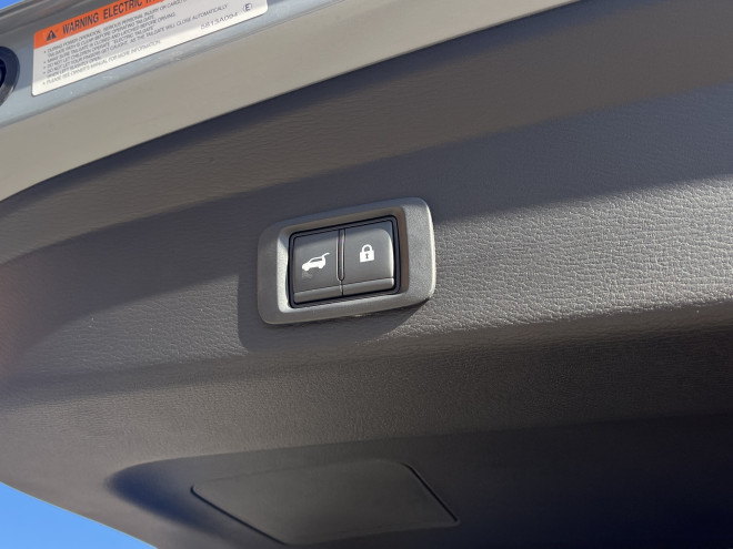 Mitsubishi Outlander Nativa PHEV Moonstone Grey