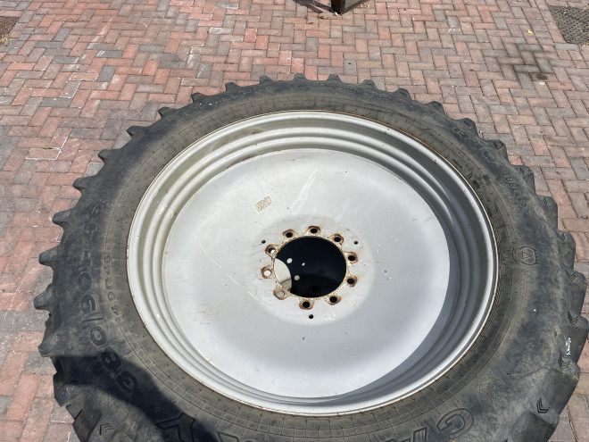 380/90R46 Rowcrop wheels and tyres
