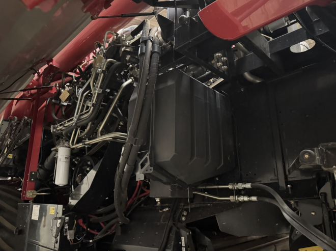 Case IH Axial Flow 7240 C/W 25' Header and Trailer