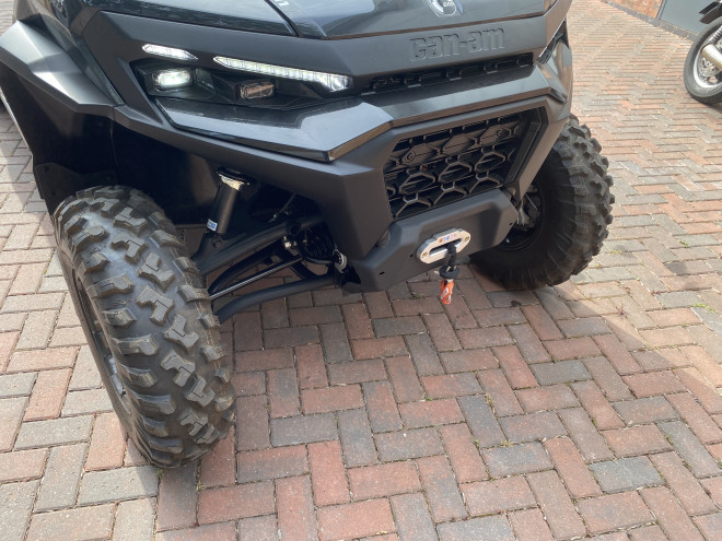 Can-Am SSV Traxter MAX XU HD11 TR ABS Black