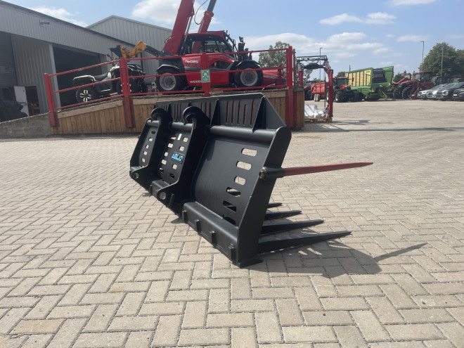 Abiljo 10' Muck Fork C/W Volvo headstock C/W Hardox Tines
