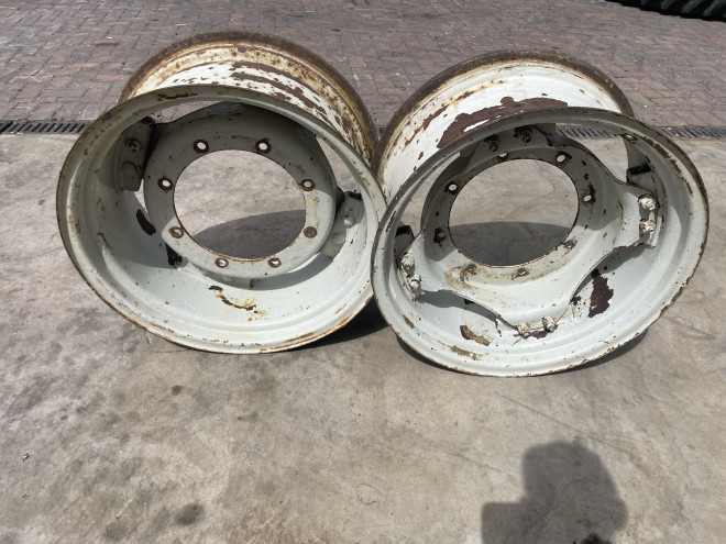 12x24 rims to suit New Holland And CaseIH