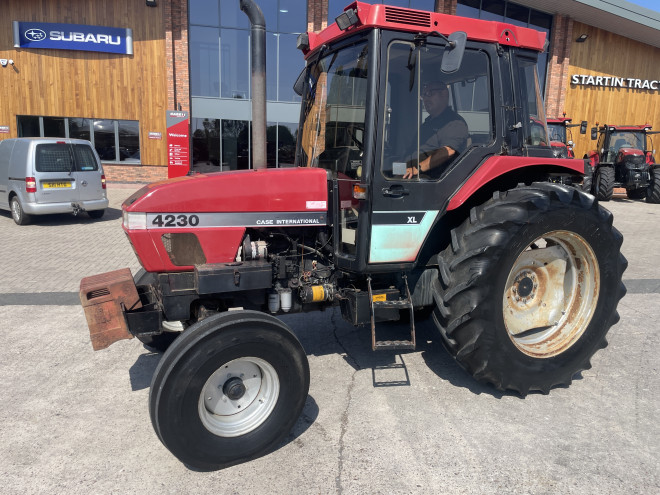 Case IH 4230 XL Plus 2WD