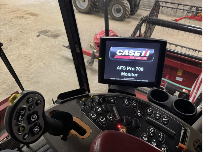 Case IH Axial Flow 7240 C/W 25' Header and Trailer