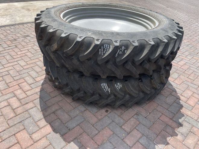380/90R46 Rowcrop wheels and tyres