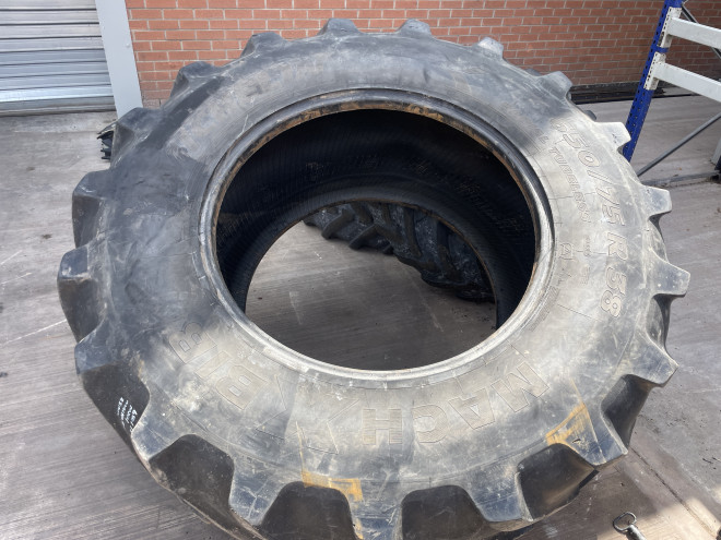 38 inch 650/75R38 Michelin X Bib, 25mm tread