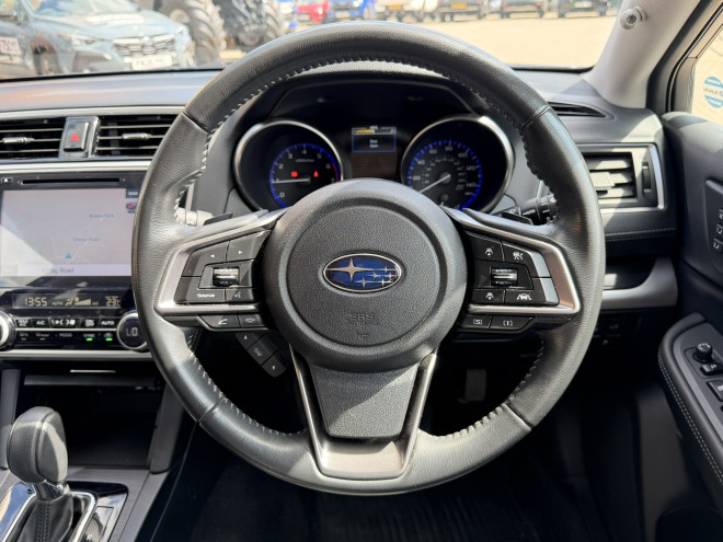 Subaru Outback 2.5i SE Premium 5dr Lineartronic