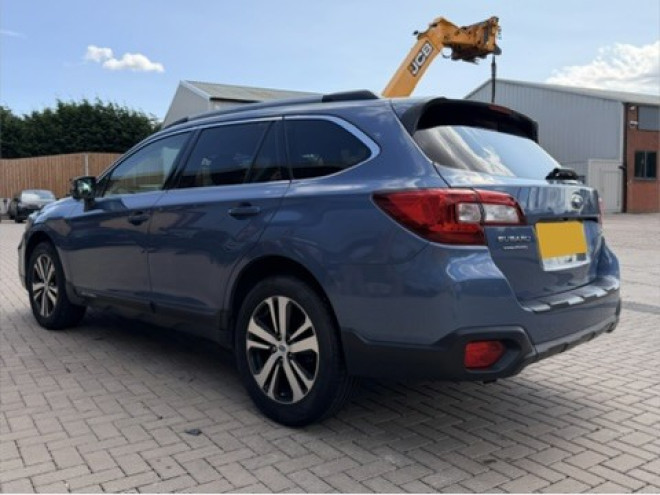 Subaru Outback 2.5i SE Premium 5dr Lineartronic