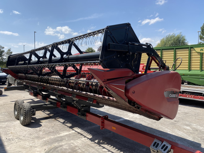 Case IH Axial Flow 7240 C/W 25' Header C/W Techneat seeder