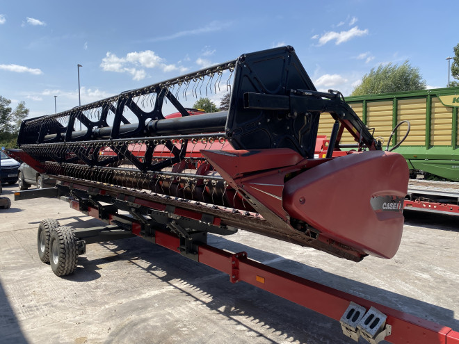 Case IH Axial Flow 7240 C/W 25' Header C/W Techneat seeder