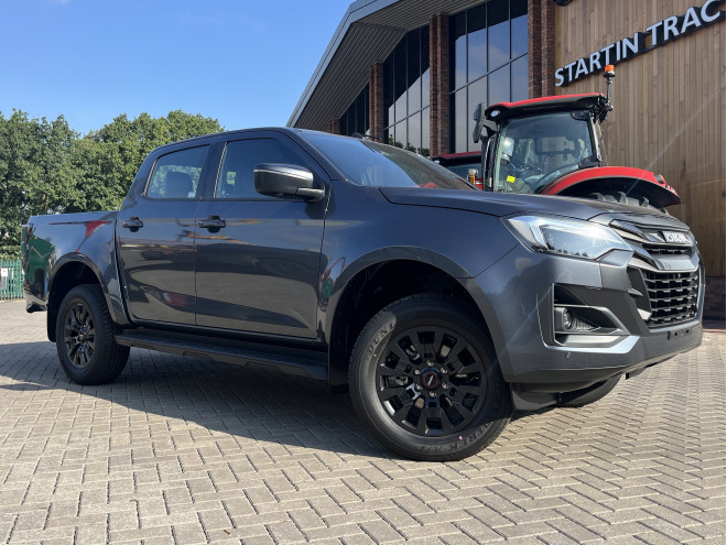 Isuzu D-Max V-Cross 2.2 Auto Obsidian Grey