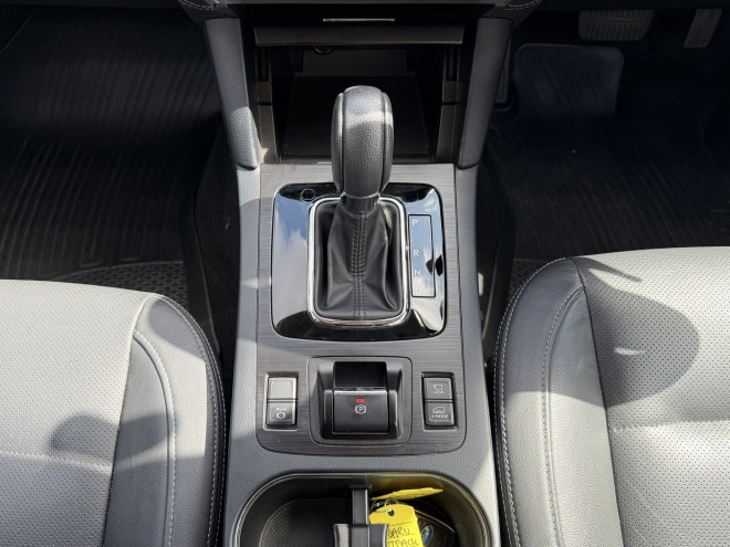 Subaru Outback 2.5i SE Premium 5dr Lineartronic