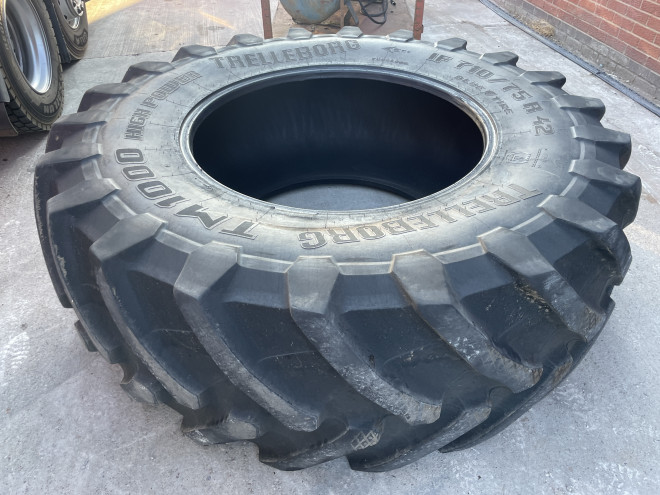 710/75R42 Trelleborg