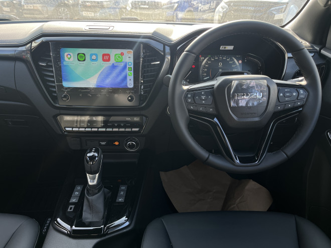 Isuzu D-Max V-Cross 2.2 Auto Obsidian Grey