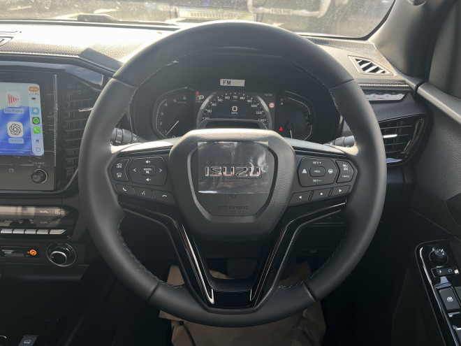 Isuzu D-Max V-Cross 2.2 Auto Biarritz Blue