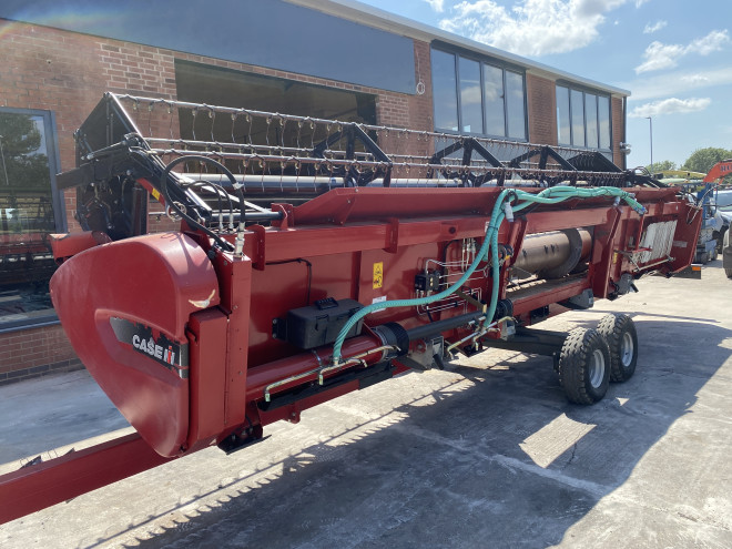 Case IH Axial Flow 7240 C/W 25' Header C/W Techneat seeder
