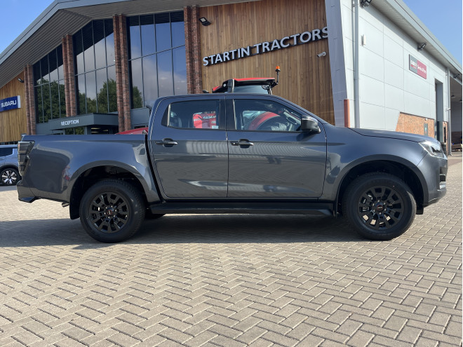 Isuzu D-Max V-Cross 2.2 Auto Obsidian Grey