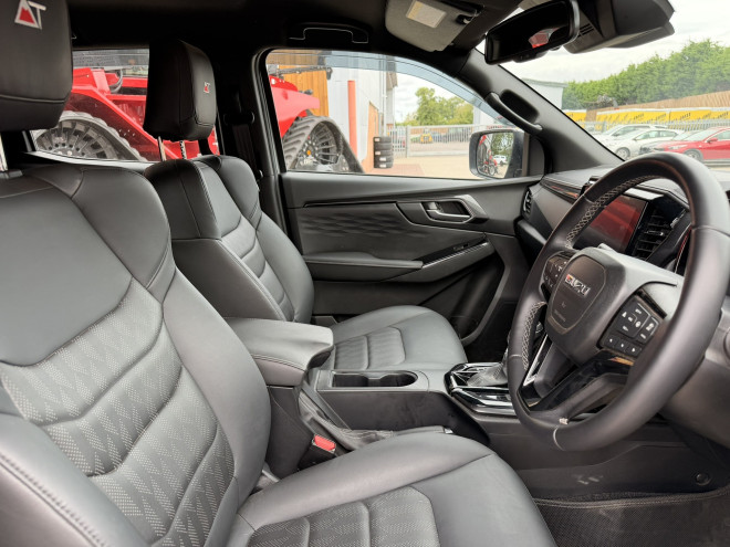 Isuzu D-max 1.9 Arctic Trucks AT35 Double Cab 4x4 Auto Mercury Silver