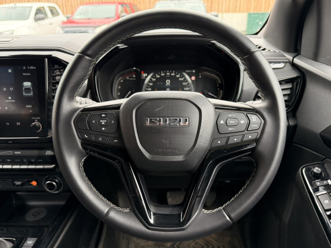 Isuzu D-max 1.9 Arctic Trucks AT35 Double Cab 4x4 Auto Mercury Silver