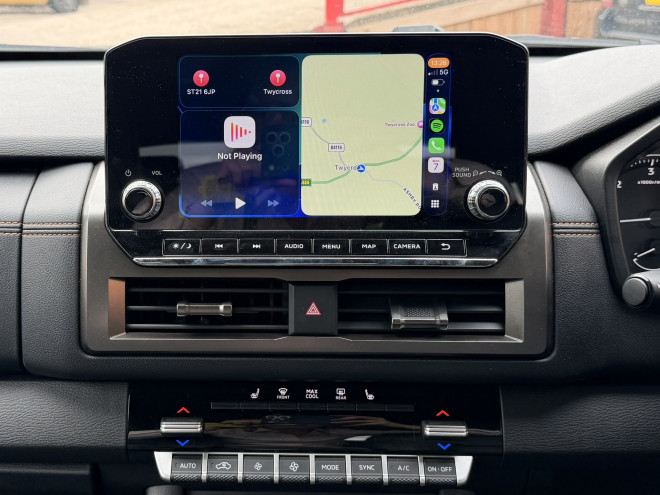 Mitsubishi L200 Barbarian 2.4 Auto Graphite Grey DEMO