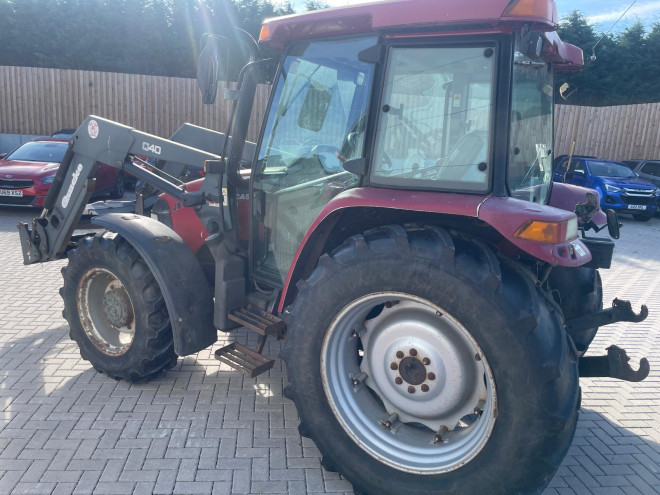 Case IH JXU 100 C/W Quicke Loader