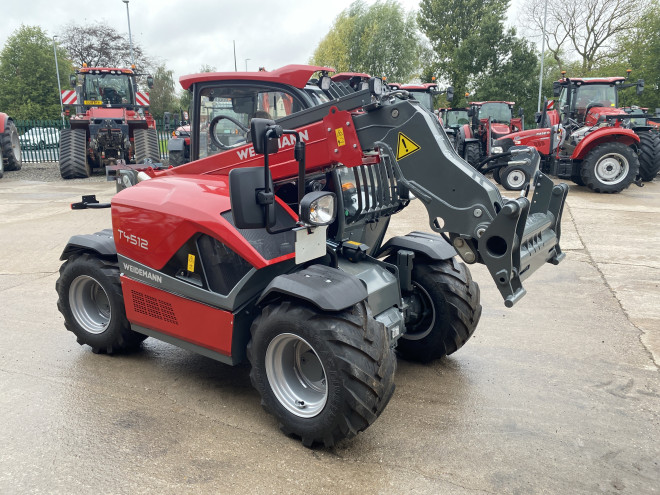Weidemann T4512 Premium Euro Headstock c/w Pallet tines