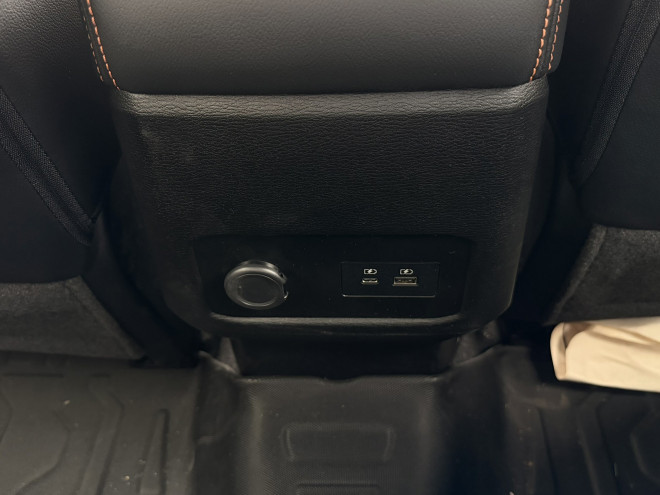 Mitsubishi L200 Barbarian 2.4 Auto Graphite Grey DEMO