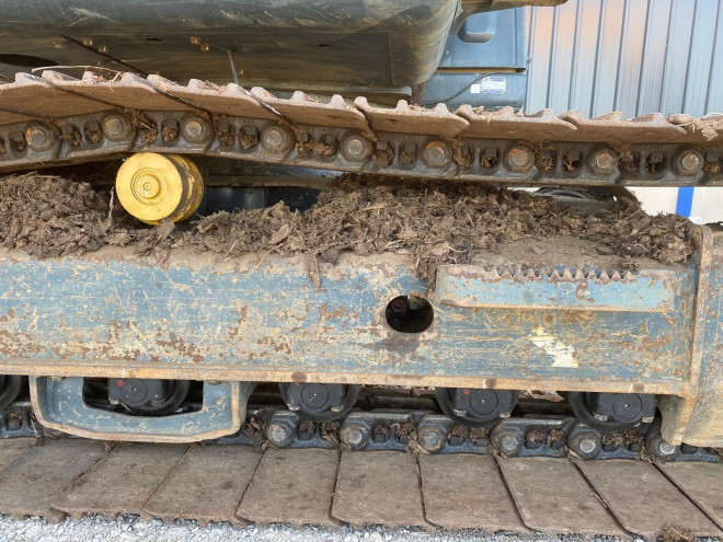 Hyundai HX 140 C/W 2 x buckets