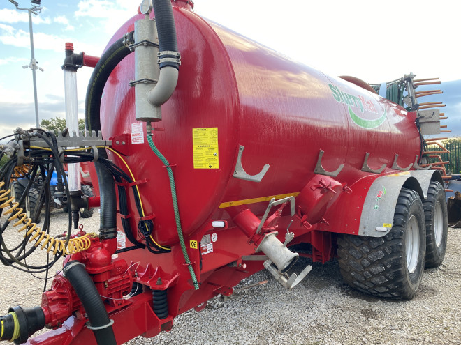 Slurrykat 3500G Slurry Tanker C/W 12m Double Macerator Dribble Bar