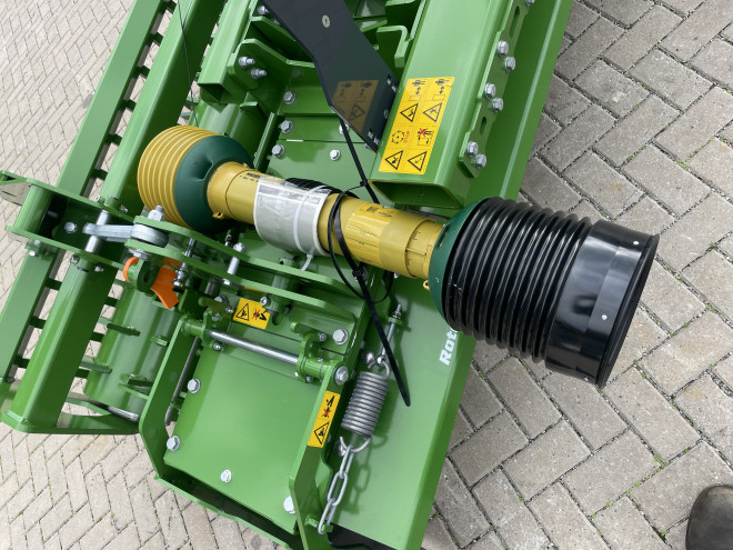 Amazone KE5002-2 hydraulic folding power harrow