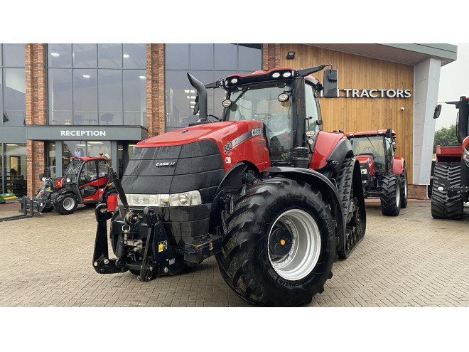 Case IH Magnum 380 CVX Rowtrac c/w front linkage