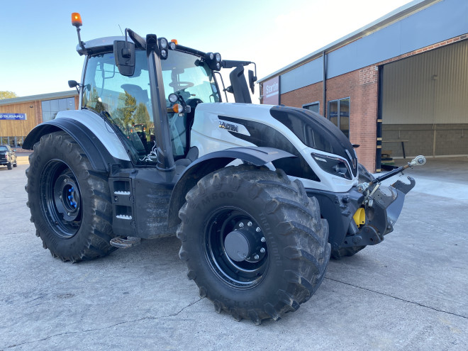 Valtra T234D